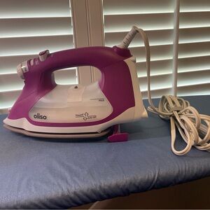 Oliso TG 1600 Pro Plus 1800 Watt Smart Iron